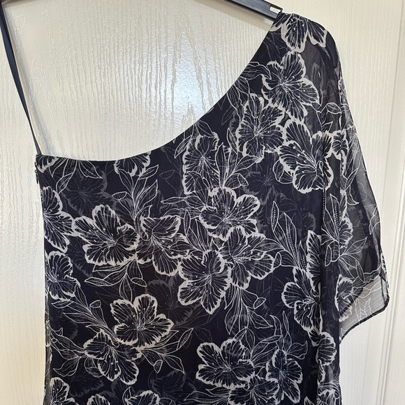 Ralph Lauren Dress - Picture 4 of 10